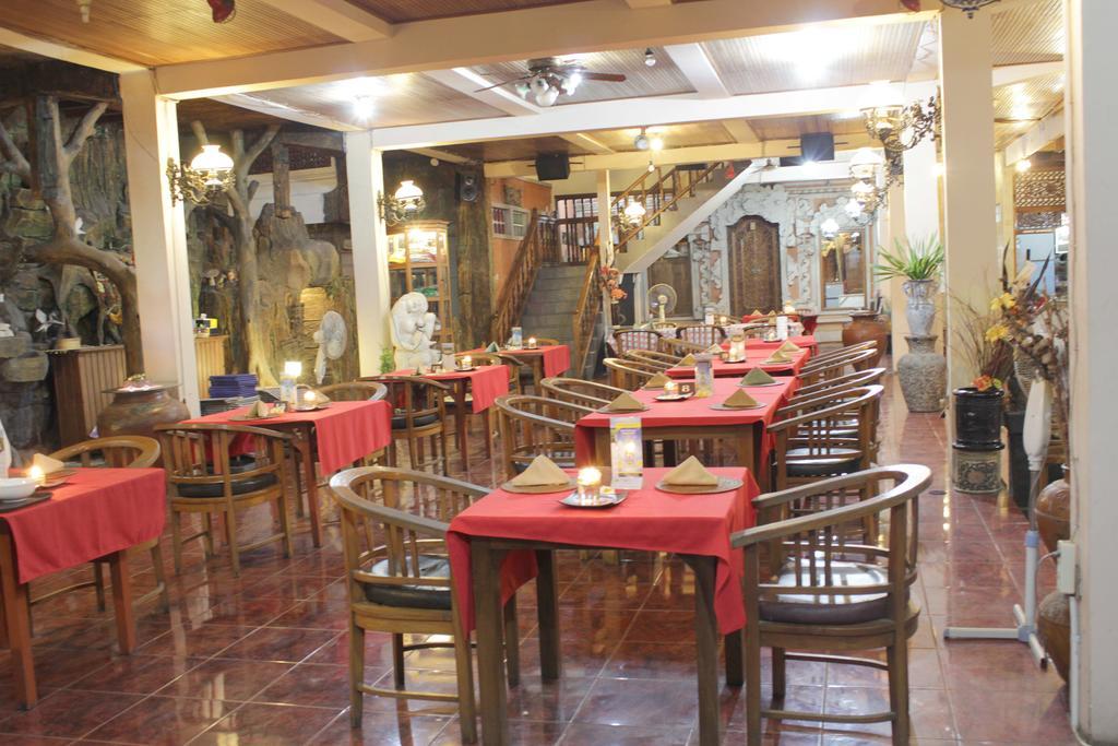 Agung And Sue Watering Hole I Hotel Sanur Exterior foto