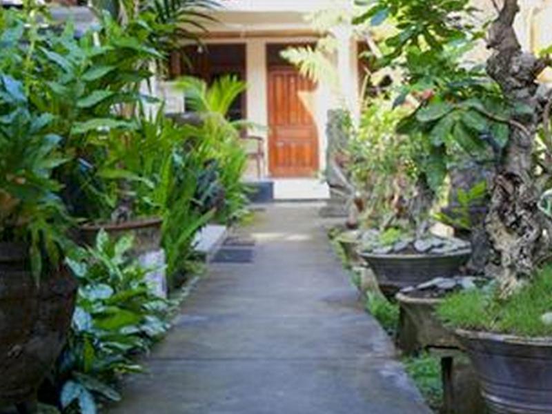 Agung And Sue Watering Hole I Hotel Sanur Exterior foto